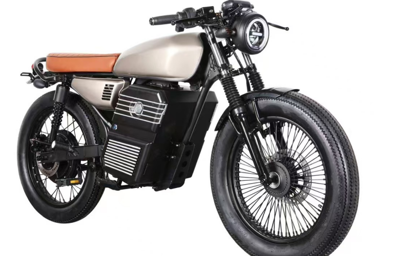Electric Retro Racer – The Future of Classic Two-Wheeled Mobility